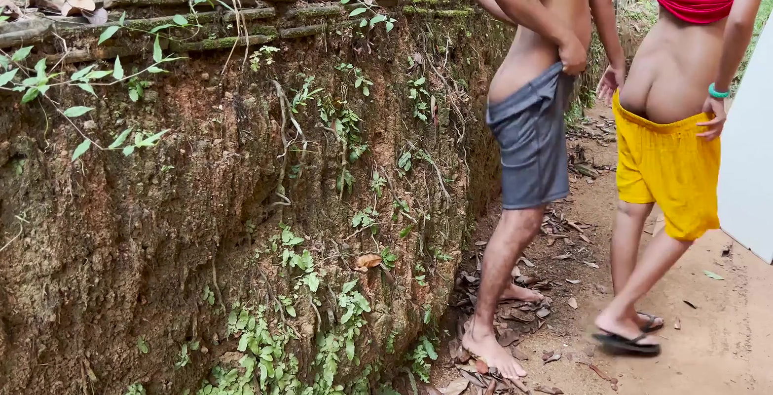 sri lankan wife giving blowjob to village boy in public outdoor