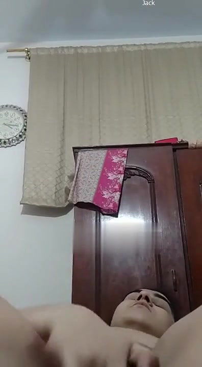 Naked Paki girl fingering