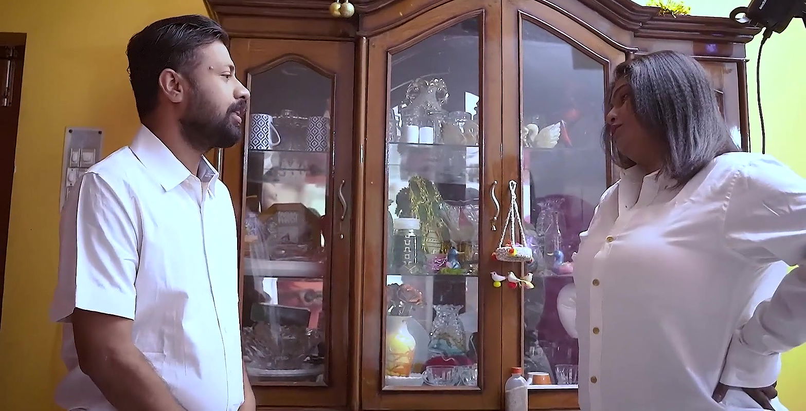 MALKIN HARDCORE FUCK WITH HER DRIVER TO SATISFY HER SEX DESIRE FULL MOVIE