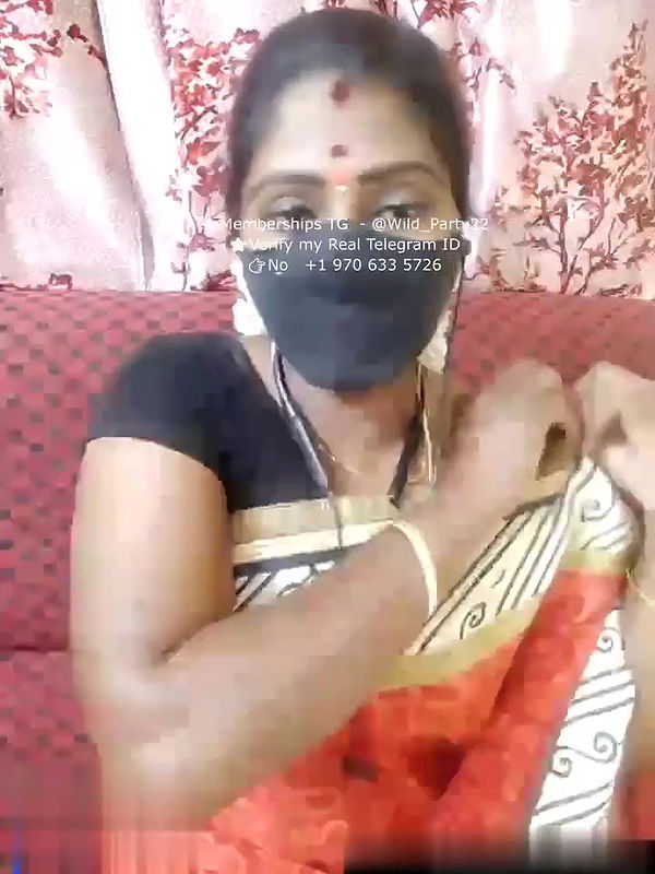 Camila Stripping Saree & Milking Boobs on PRIVATE StripChat Live ~ with Tamil Audio