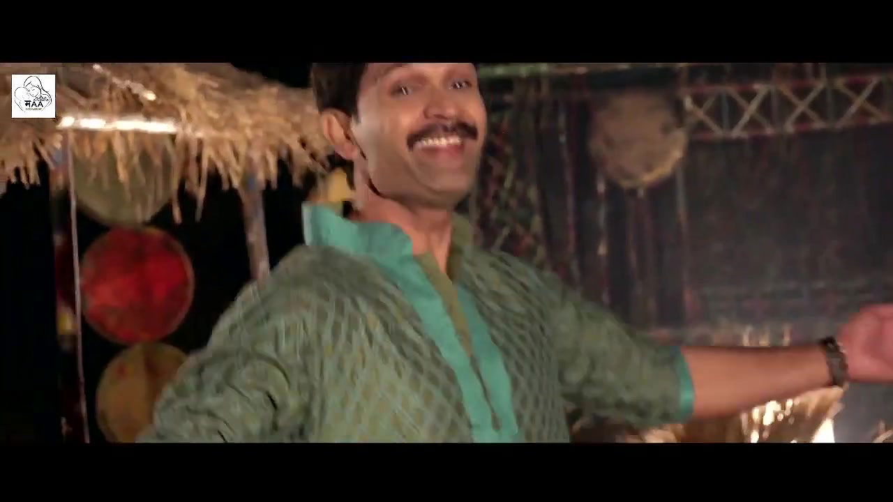 Amrita Pandey? – 720P – Multiple boob slips