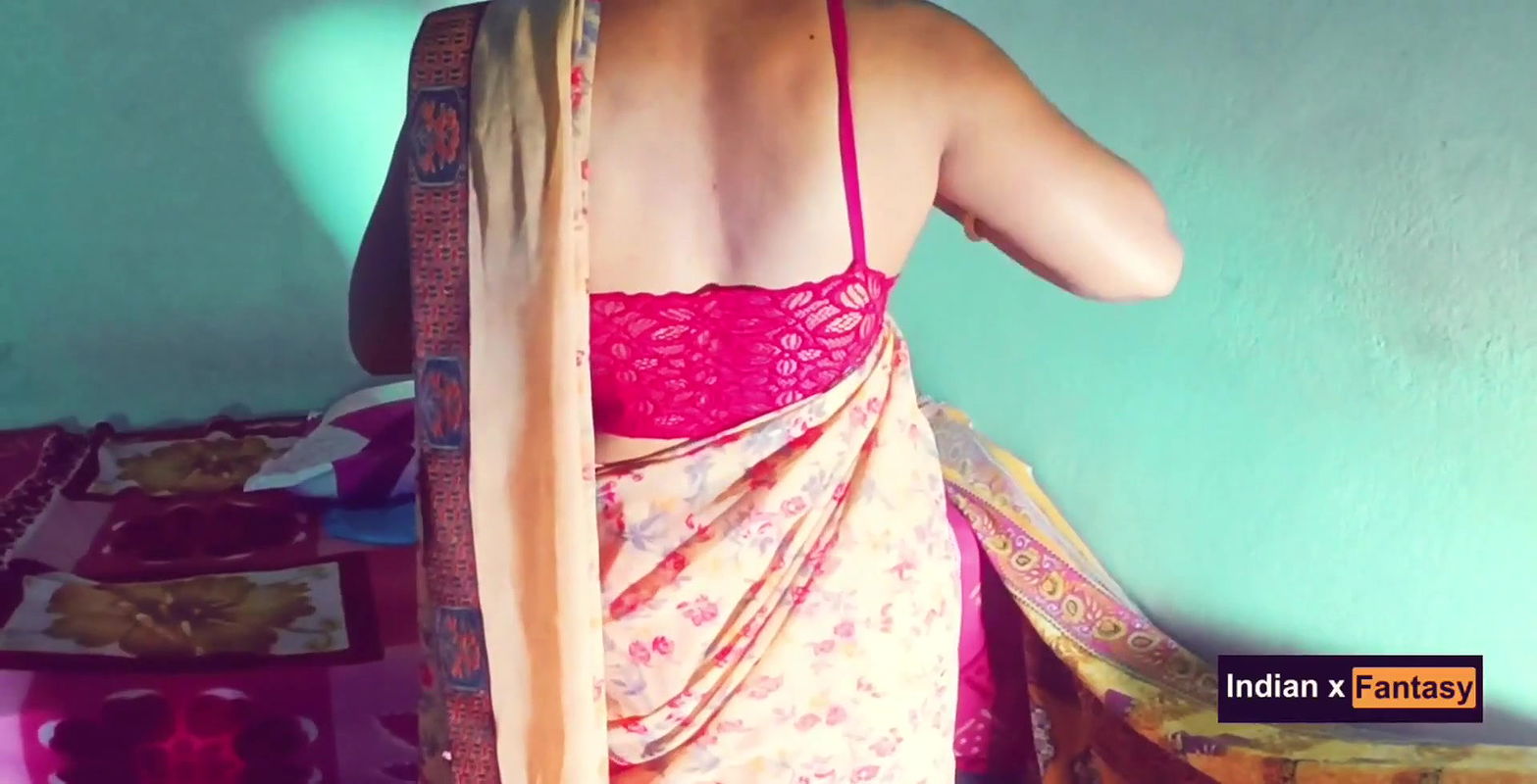 Latest Desi couples hindi chudai mms video small tits bhabhi