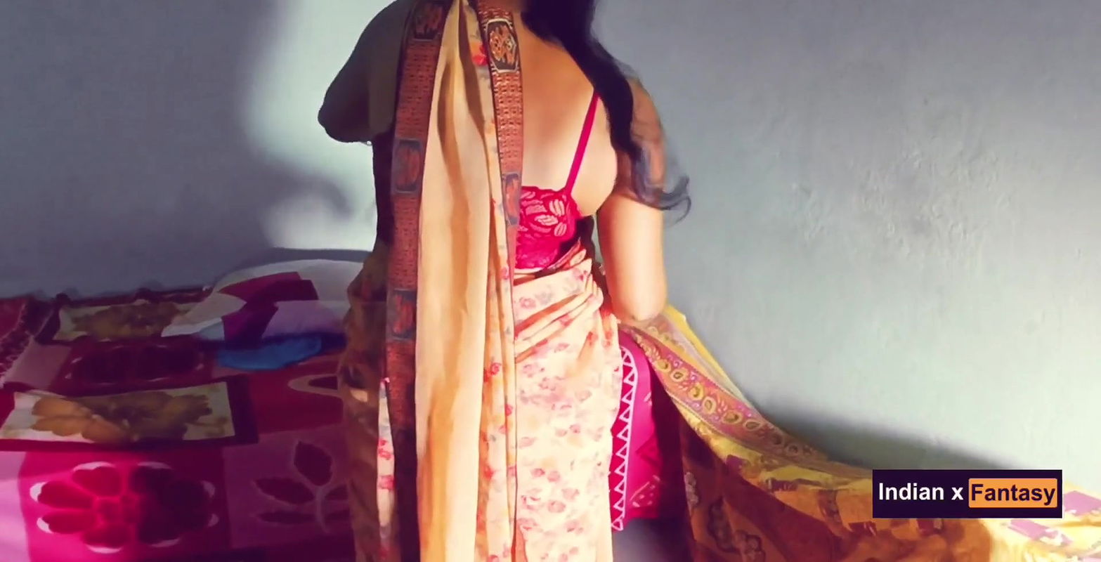 Latest Desi couples hindi chudai mms video small tits bhabhi
