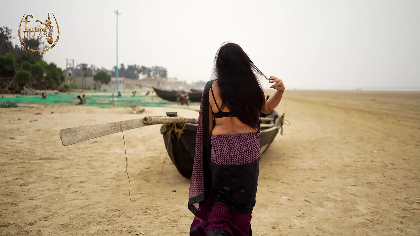 Priyanka Flaunting Deep Cleavage, Sexy Armpits & Navel in Beach Saree Photoshoot