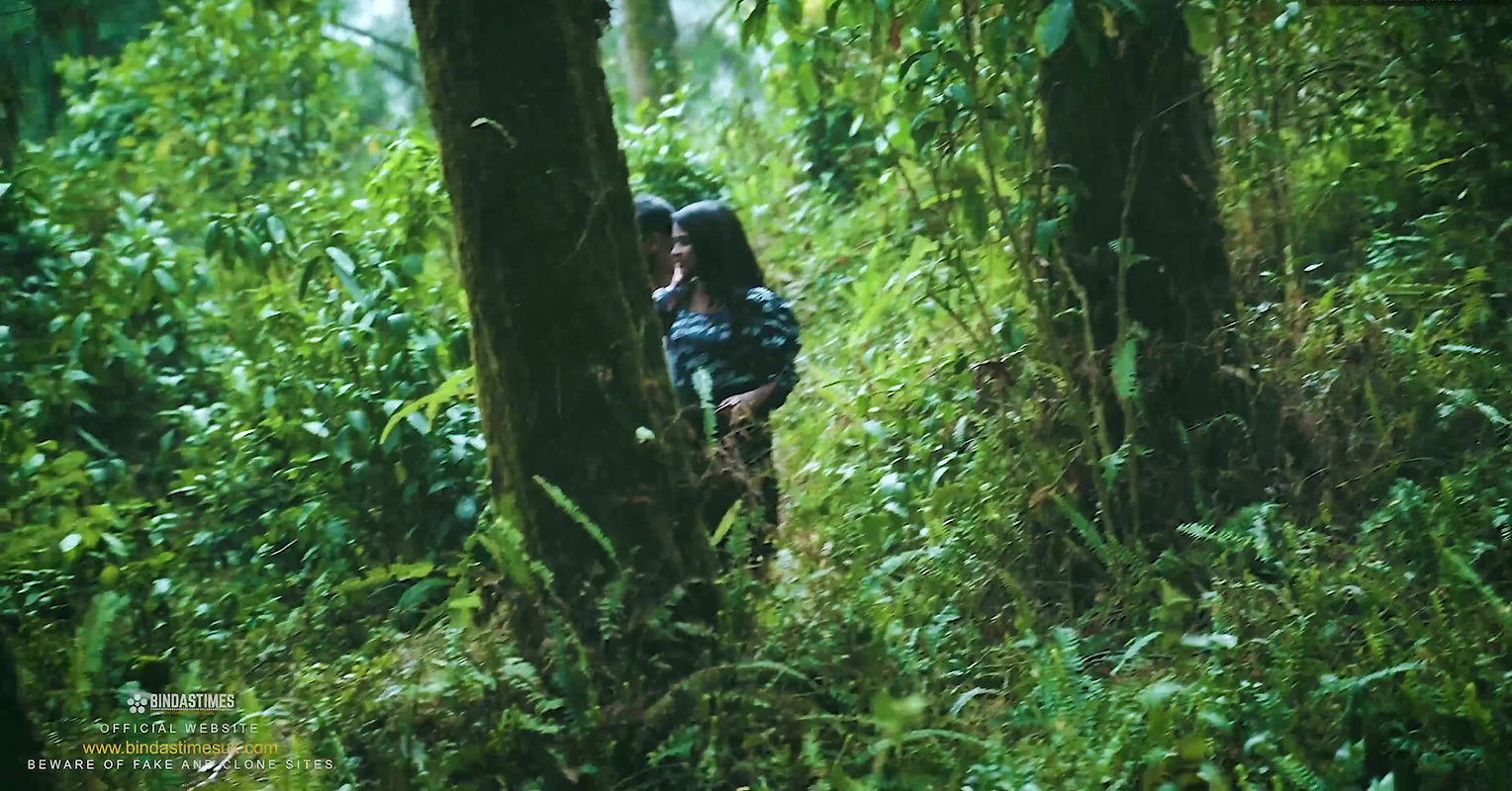 Boyfriend fucks Desi Pornstar The StarSudipa in the open Jungle for cum into her Mouth ( Hindi Audio )