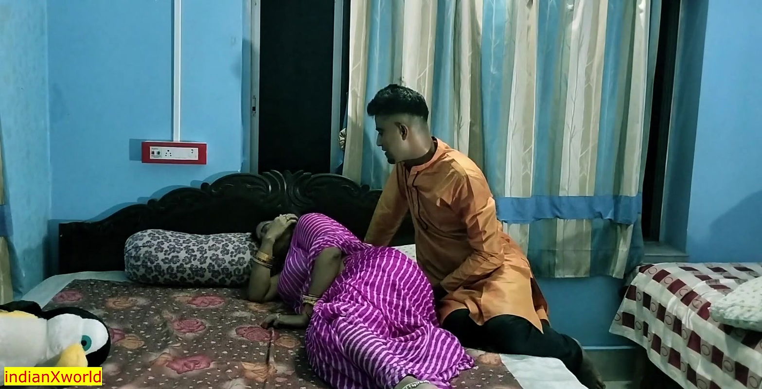 Indian Hot Couple Sex! Bengali Hot Wife Sex!!