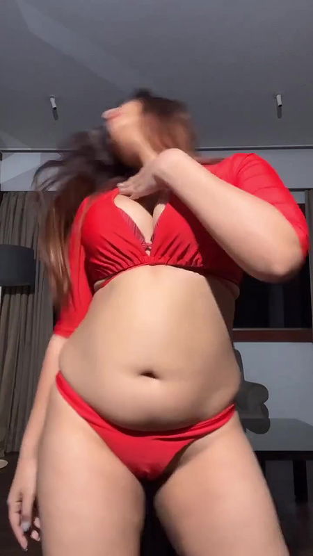 Hot girl great tummy