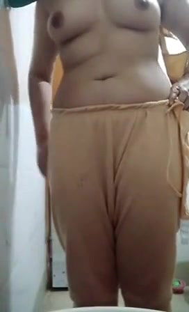 Desi Girl Showing Nude Body