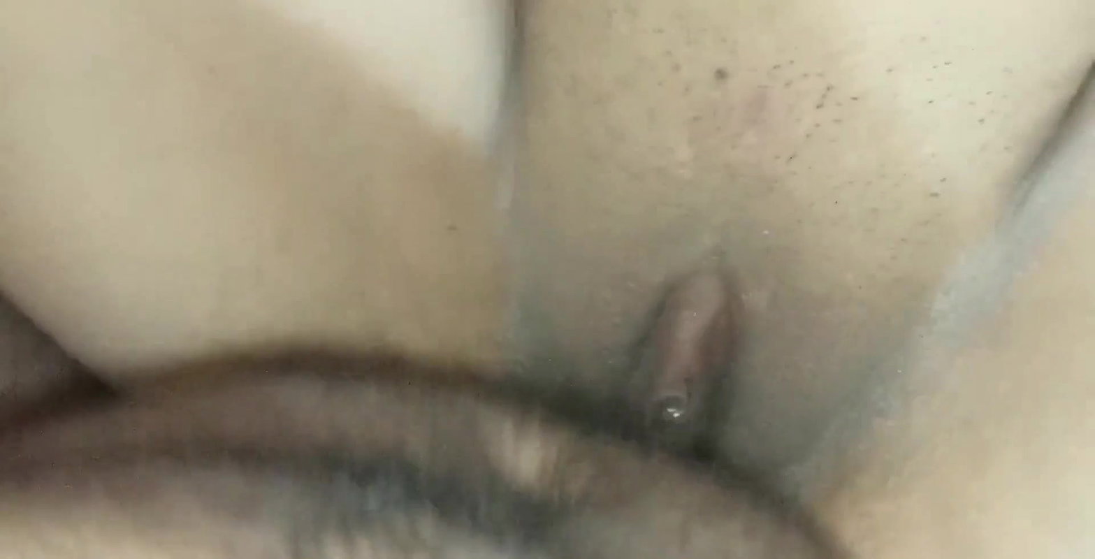 Chalak dever ne bhabhi ko ungli karte hue dekh uski pyass mita di Hindi audio.