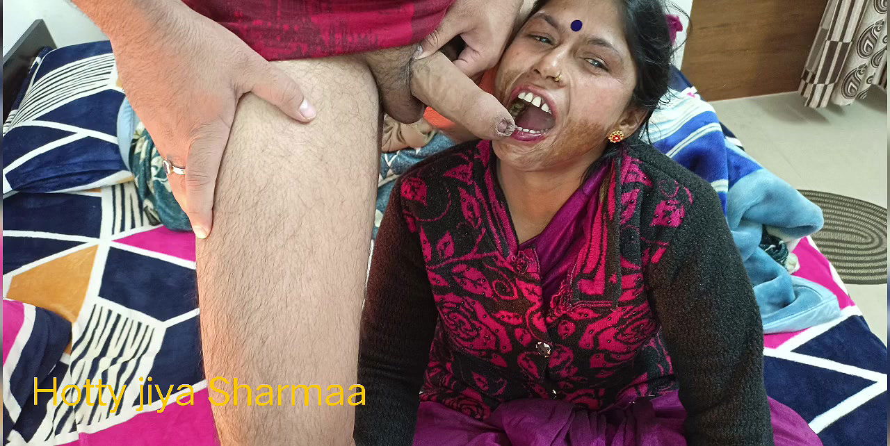 Desi Amma ki Saree utar kar nangha kiya aur zabardast choda