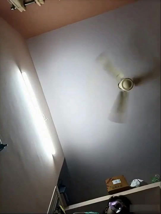 Aunty Shows Her Hairy Pussy and Pretty Face)