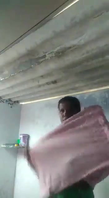 Tamil Bhabhi Boobs Show