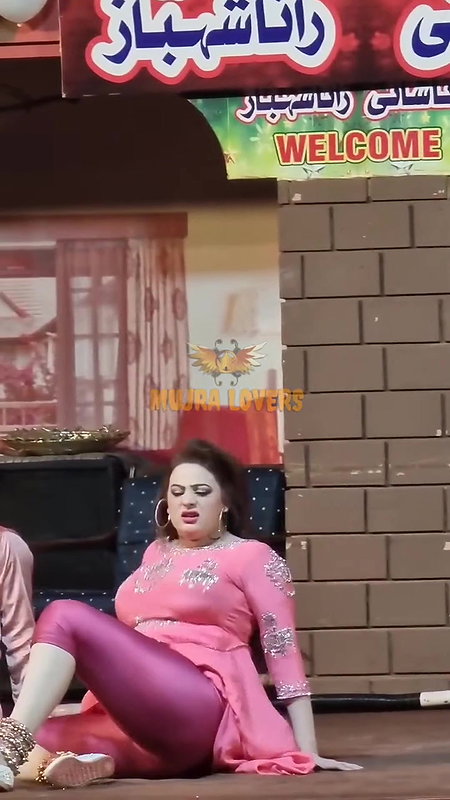 Afreen Pari – 1080P – Vulgar moves