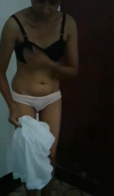 Beautiful Slim Naughty Girlfriend Full Naked Dress Strip For Bf