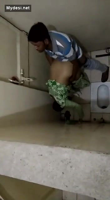 Fucking local randi on tilet