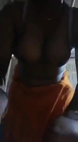 Bangladeshi Bhabi Boobs Show