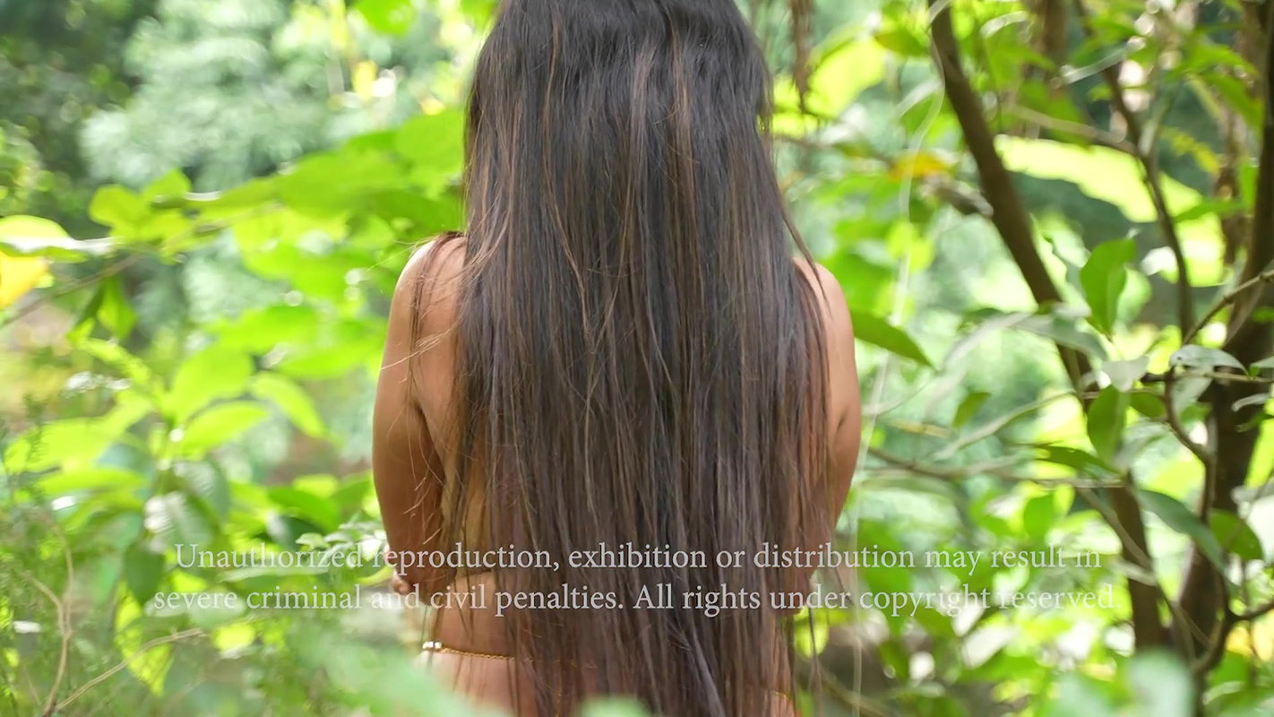 Ahona Rehman Big Boobs TOPLESS