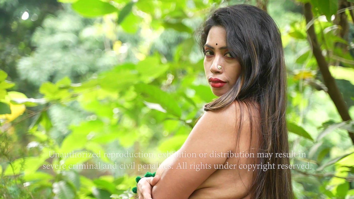 Ahona Rehman Big Boobs TOPLESS