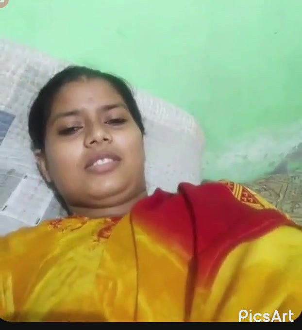 Village Girl Showing Her Boobs and pussy