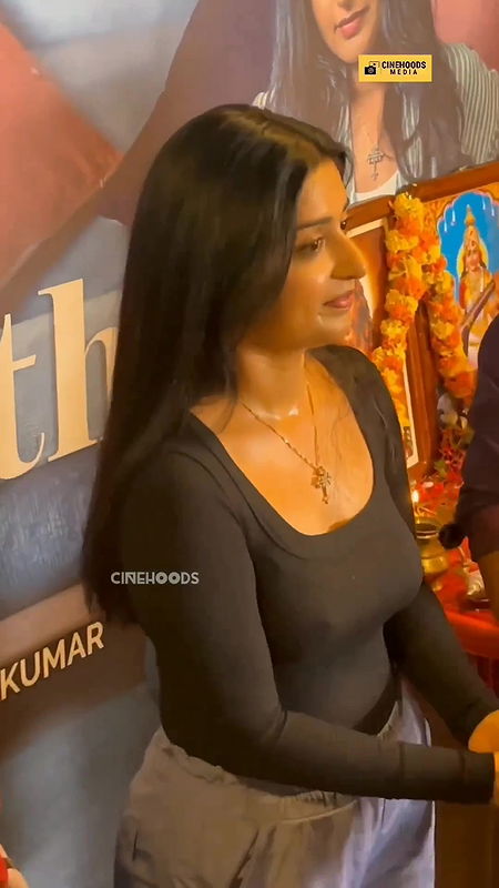 Meera Jasmine Nipple Pokie in Tight Black tshirt