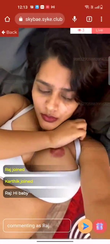 duskybae aka skybae, Famous Insta Model, Opening Bra to Tease on App Live