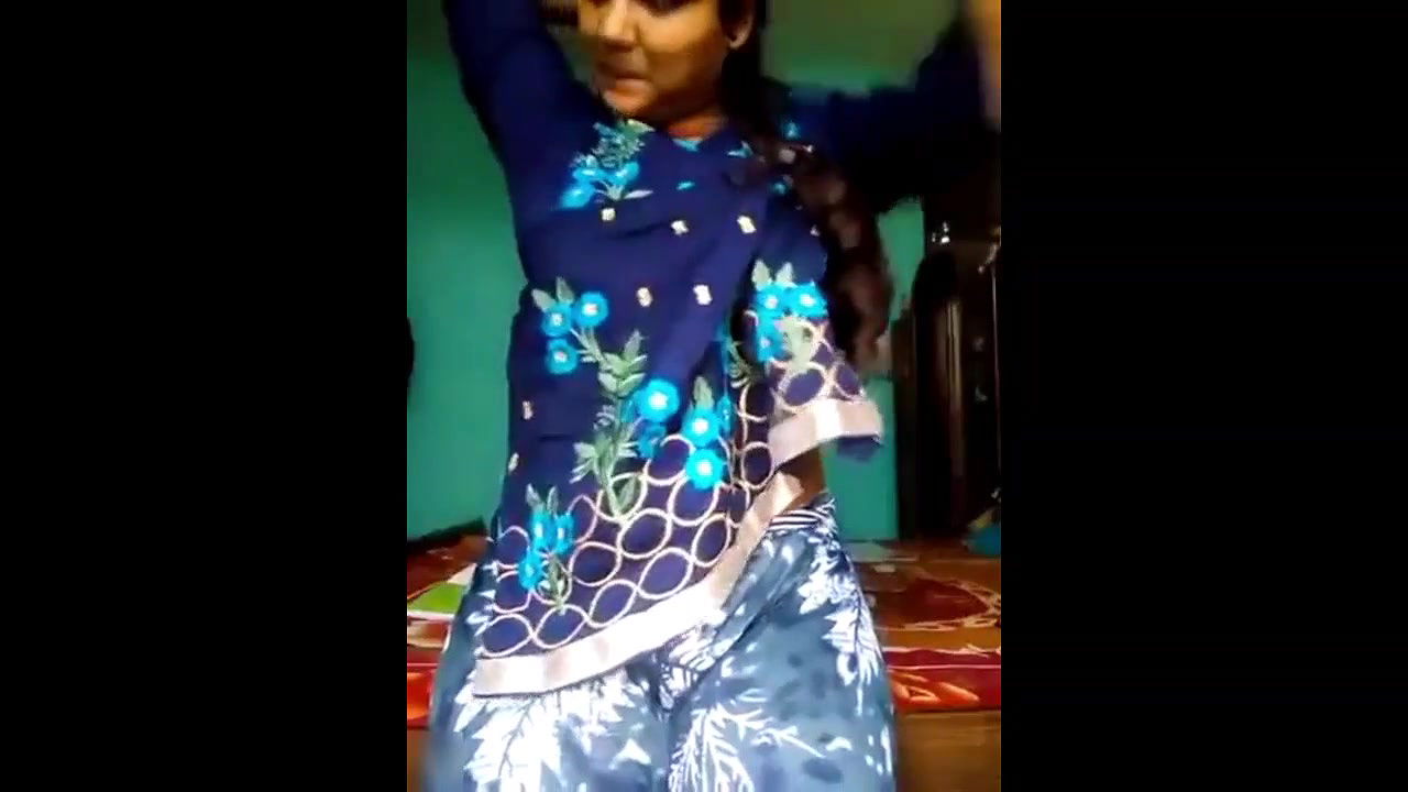 Desi gf show her big boobs and pussy… just WOW!