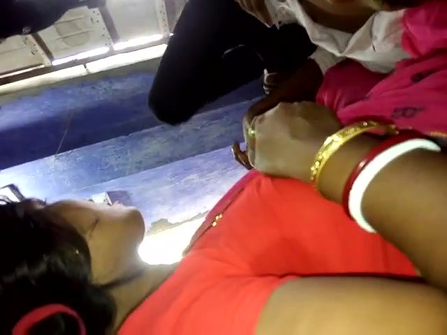 Bengali House Wife Boobs Sucked By Friends