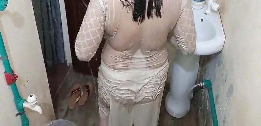 Desi bathing vlog without bra Pakistani — desi bathing vlog — Open desi bath –desi shower bath# XVIDEOS
