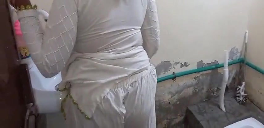Desi bathing vlog without bra Pakistani — desi bathing vlog — Open desi bath –desi shower bath# XVIDEOS