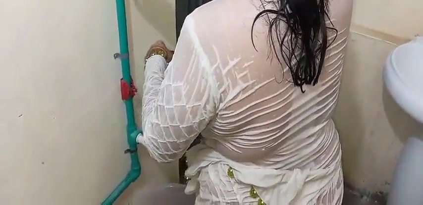 Desi bathing vlog without bra Pakistani — desi bathing vlog — Open desi bath –desi shower bath# XVIDEOS