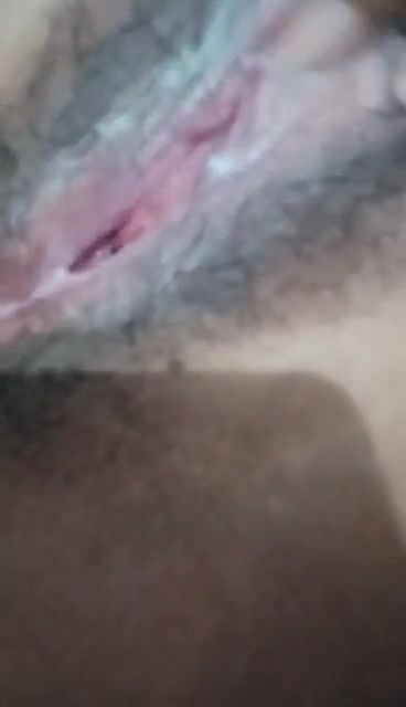 Sexy Indian Girl Shows Her Boobs and Pussy