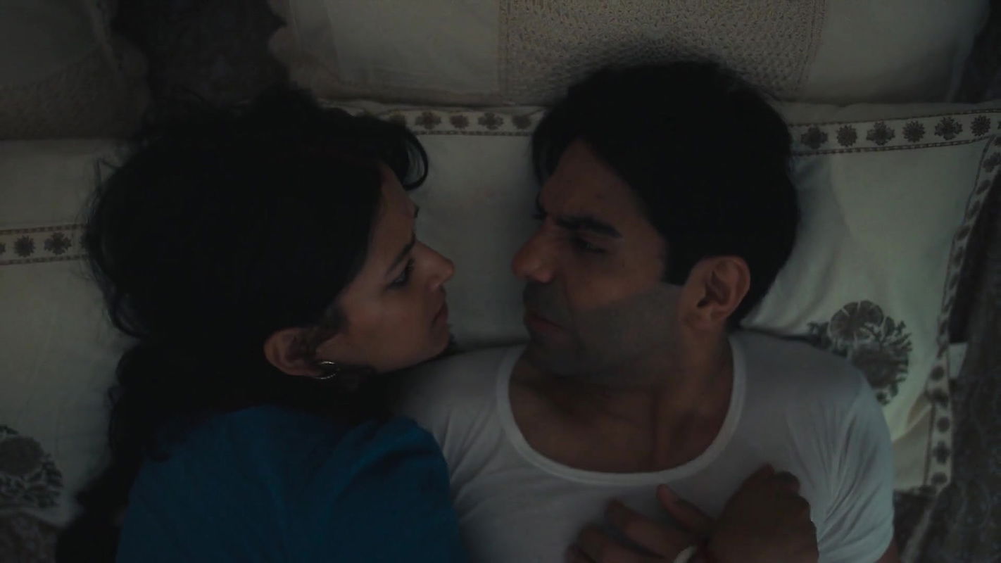 Shweta Basu Intimate Liplock Romance Scene – Jubilee