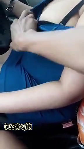 Desi Bhabi Boob Pressed In Car