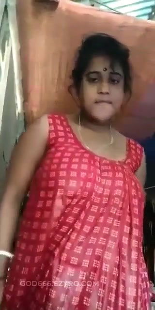 Bong Boudi in the Bath