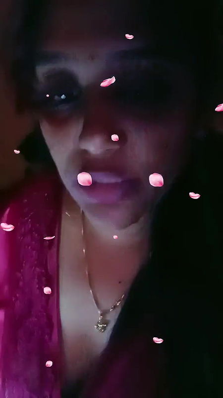 Anu Showing Deep Cleavage to Tease on Tango Live ~ with Telugu Audio ~ 6 Feb 2023