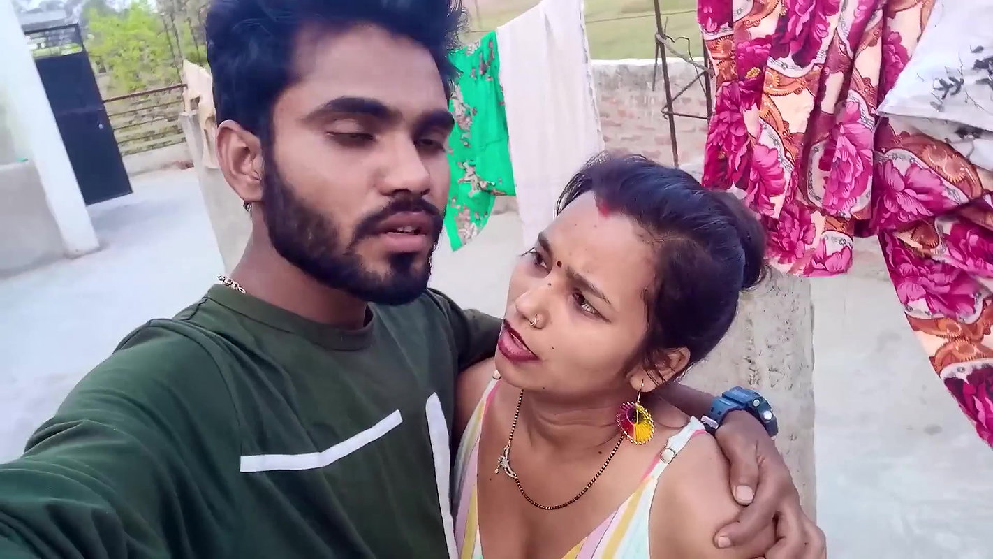 Horny young couples tongue kissing smooching act in vlog