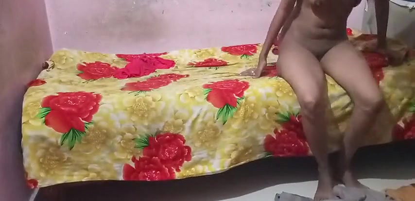 Hot sex vidio Desi sex doggy style.