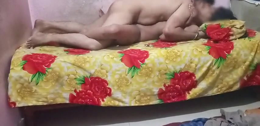 Hot sex vidio Desi sex doggy style.