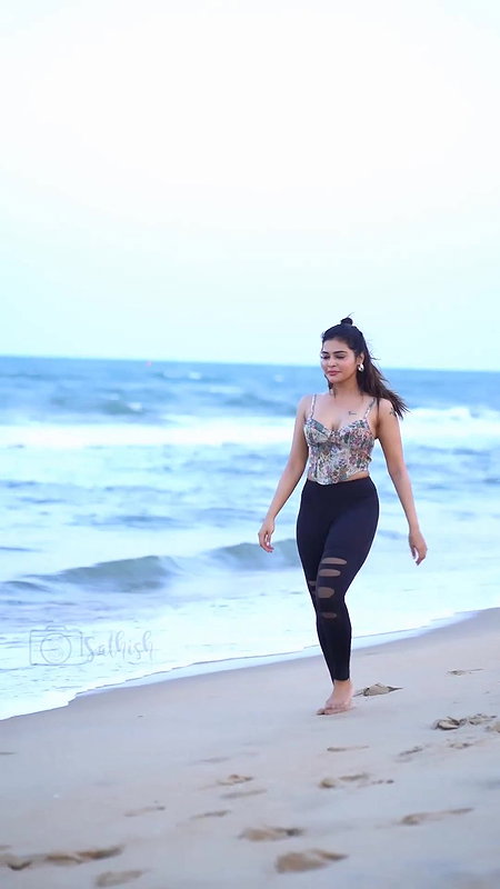 Dharsha Gupta huge sexy melons cleavage boobs show