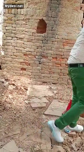 Desi lover outdoor caught on fucking time