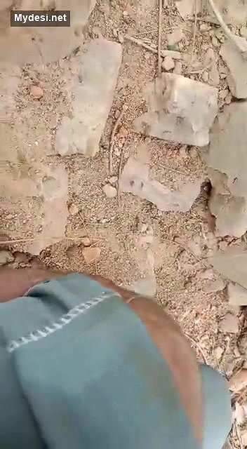 Desi lover outdoor caught on fucking time