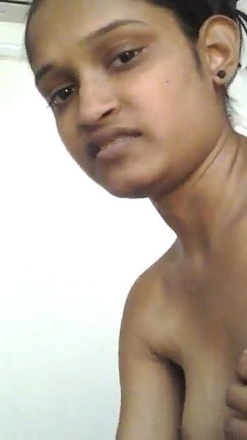 Desi Cute Girl Sucking Dick