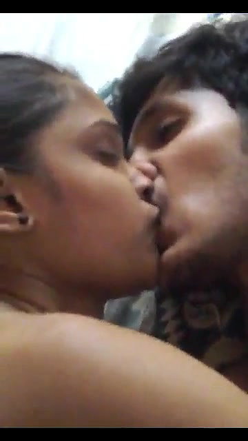 Desi Cute Girl Sucking Dick