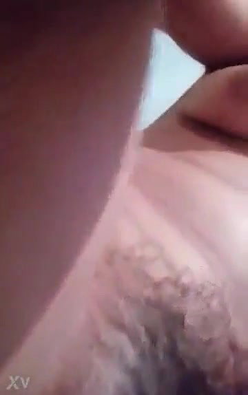 Cute girl hiry pussy