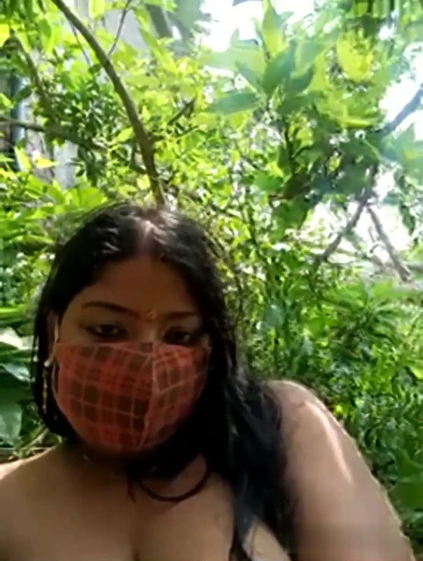 hindi-1 Full Nude & Fingering Outdoor on PREMIUM StripChat Live