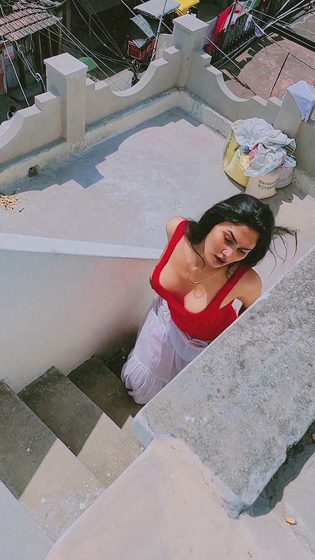 Desi Sexy Hotness Huge Melons Shake Tease