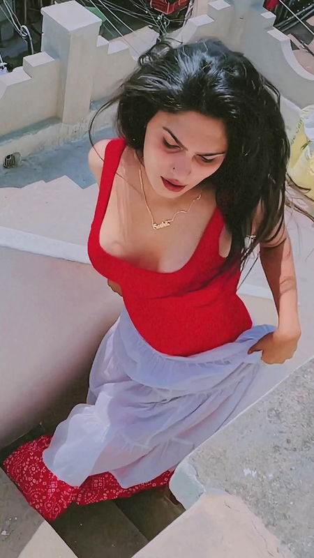 Desi Sexy Hotness Huge Melons Shake Tease