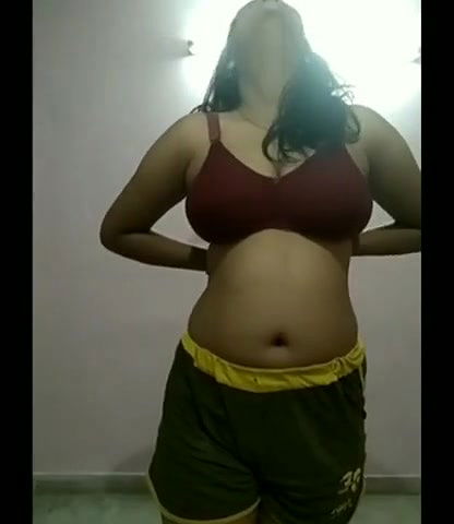 Desi Hotty Priyanshi Boobs Show