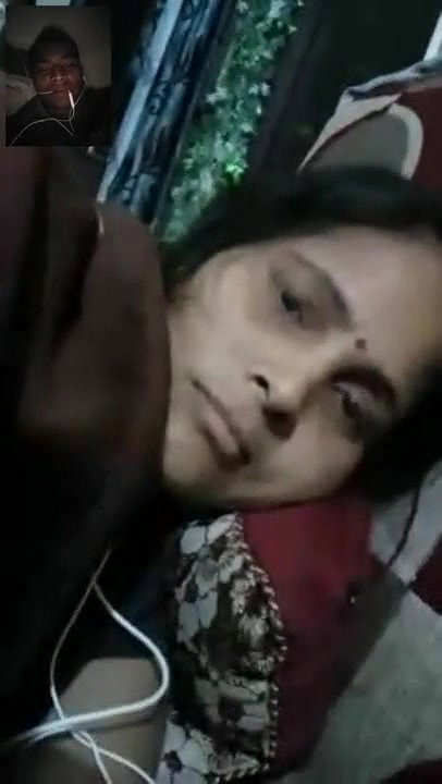 Desi Bhabhi On Video call