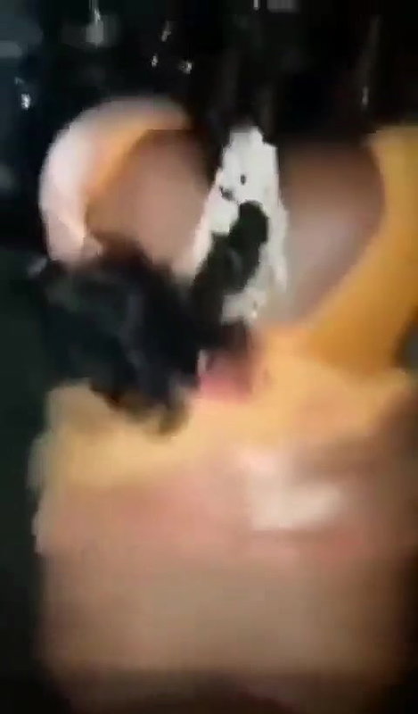 Aunty Lifting Saree and Fucked Doggy Hard